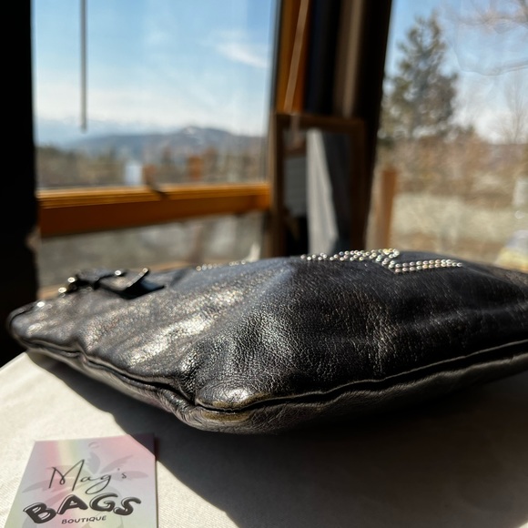 YSL: Studded Drawstring Leather Kahala Tote Bag - Picture 13 of 17